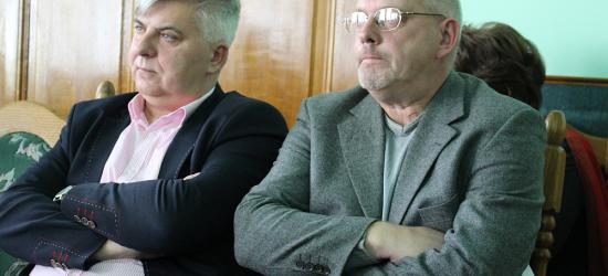 POWIAT SANOK: Tragiczna sytuacja w powiatowej oświacie! Burzliwa dyskusja w trakcie sesji (FILM)