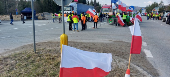 BARWINEK: Ciężarówką potrącił protestującego rolnika