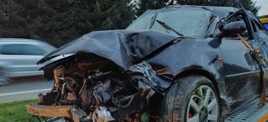 Dachowanie w Humniskach. Kierowca miał „prawko” od tygodnia (ZDJĘCIA)