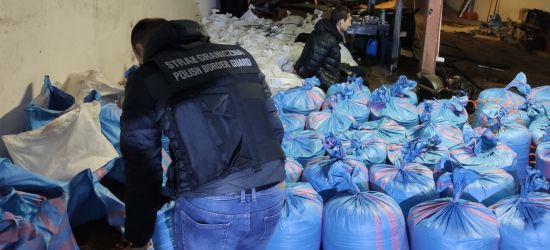 Zlikwidowana nielegalna fabryka tytoniu. Bieszczadzcy pogranicznicy w akcji (VIDEO)