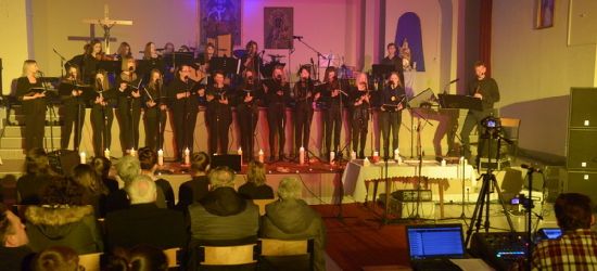 SANOK: Wyjątkowe kolędowanie. Zagrali Cassiopea, Arabeska i lescy muzycy (ZDJĘCIA)