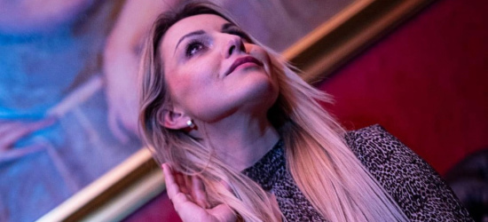 Nowy teledysk zespołu ISKA! Izabela Guzara i „Malowany” (VIDEO)