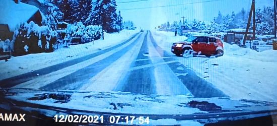 ZAGÓRZ: Nierozważny kierowca mógł spowodować wypadek! (VIDEO)
