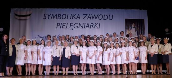 SANOK: „Czepkowanie”, najważniejsza chwila w zawodzie pielęgniarki i pielęgniarza (VIDEO, FOTO)