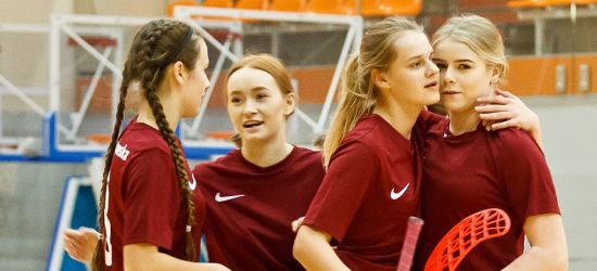 UNIHOKEJ: Świetne widowiska w 16. kolejce ligi kobiet