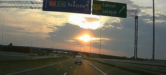 PODKARPACIE. Kobieta jechała po autostradzie rowerem. Nie zwracała uwagi na znaki