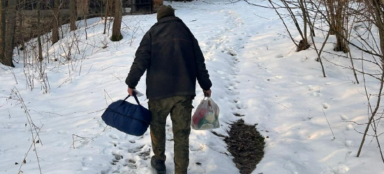 Z Francji na Podkarpacie. 41-latek mieszkał samotnie z psem w pustostanie [ZDJĘCIA]