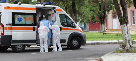 Ponad 15 tysięcy zakażeń i blisko 700 zgonów