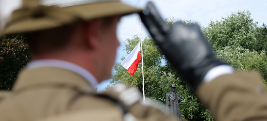 Święto Wojska Polskiego. Apel Pamięci, pokazy broni (ZDJĘCIA)