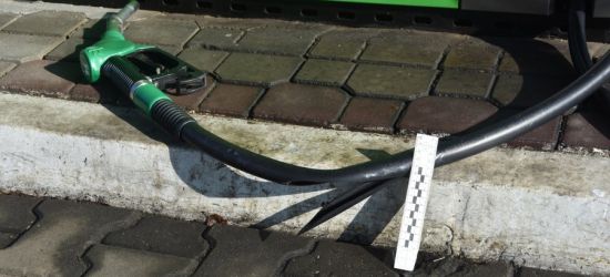 Poprzecinał węże paliwa w dystrybutorach, bo nie sprzedano mu piwa