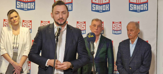 Burmistrz Matuszewski stawia na hokej. Są kolejne huczne obietnice (VIDEO, ZDJĘCIA)