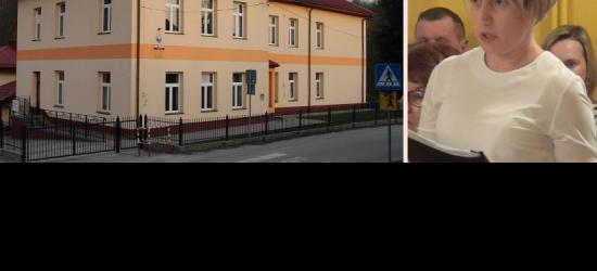 Po wybraniu pieniędzy z bankomatu został zaatakowany przez mężczyznę z nożem