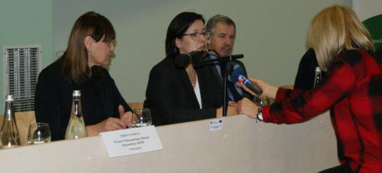 SANOK: Antykomunistyczna tablica na pomniku upamiętniającym komunistycznych funkcjonariuszy (ZDJĘCIA)