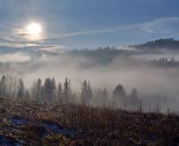 Bieszczady skąpane we mgle i jesiennych promieniach słońca (ZDJĘCIA)