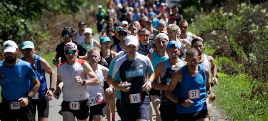 Dwernik Kamień Trail. Pobiegną dla Poli i Przemka