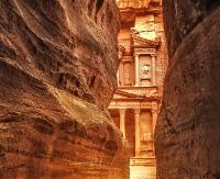 Petra: cud architektury wykuty w skale