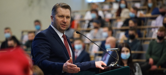 Spotkanie z rektorami. Przemysław Czarnek przekazał środki dla sanockiej uczelni (ZDJĘCIA)