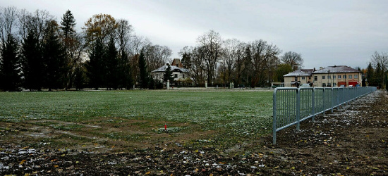 GMINA SANOK: Stadion w Markowcach już po modernizacji! (ZDJĘCIA)