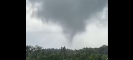 PODKARPACIE: Burzowo. Zaobserwowano trąbę powietrzną? (VIDEO)