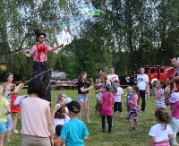 Lato oficjalnie powitane. Artystycznie, sportowo, rodzinnie podczas pikniku w Załużu (FILM, ZDJĘCIA)