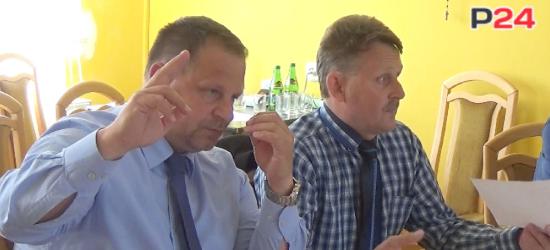GMINA ZAGÓRZ: Radni „żebrzą” o pieniądze na wymianę drzwi w szkole (VIDEO, FOTO)