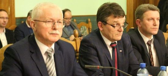 PONIEDZIAŁEK: Sesja w powiecie. Zmiany w budżecie na ponad milion złotych