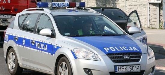BRZOZÓW: Majsterkował przy radiowozie. Wandal zatrzymany