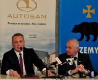 Przemyśl wzbogaci się o 15 nowych autosanów. Podpisano umowy (ZDJĘCIA)