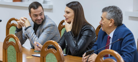 ZARSZYN. Młodzieżowe rady przyszłością gmin i miast. ROMOWICZ: Powinni walczyć o dorosłą radę (ZDJĘCIA)