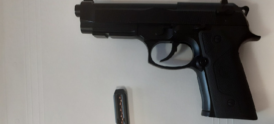 PODKARPACIE. 22-latek strzelał z broni pneumatycznej do wiat przystankowych! (FOTO)