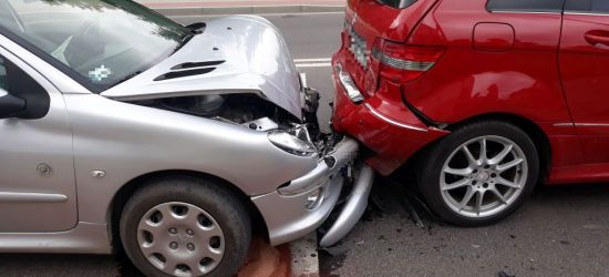 SANOK: Groźna kolizja na Lwowskiej. W pojeździe dwoje dzieci! (FOTO)