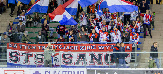 Stowarzyszenie Kibiców Sanockiego Hokeja zbiera na defibrylator!