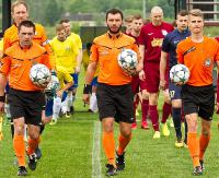 PIŁKARSKI WEEKEND: Ważny mecz Ekoball-u Stali z sąsiadem w tabeli. Wiki Sport Centrum podejmuje lidera