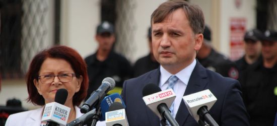 ZIOBRO w Rzeszowie: Zabieramy złodziejom, dajemy dzieciom i strażakom!