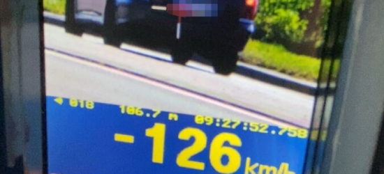 PODKARPACIE. Uciekał przed policją, zjechał do lasu i był agresywny!