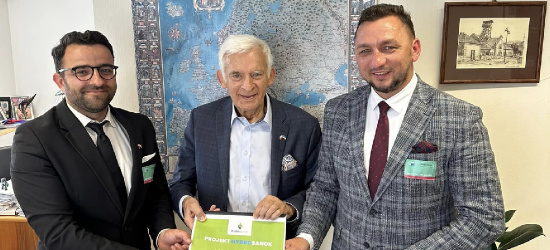 Łączy Nas Sanok broni burmistrza. „Demokraci rozpoczęli kampanię wyborczą”