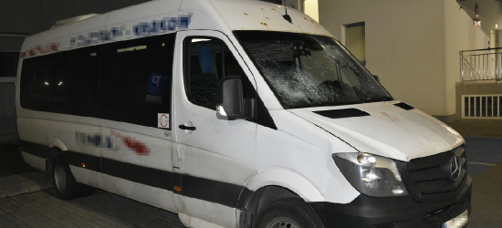 REGION: Uciekł z karetki, ukradł alkohol i zdewastował autobus. Wszystko jednej nocy
