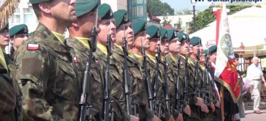 AKTUALIZACJA: Pamiętajmy o bohaterach. Obchody Święta Wojska Polskiego w Sanoku (FILM, ZDJĘCIA)