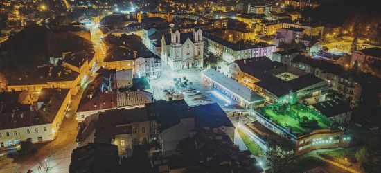 Sanok z lotu ptaka wieczorową porą (FOTO)