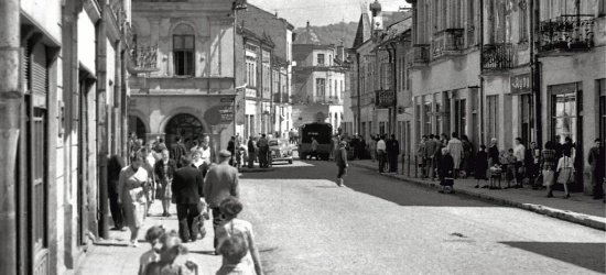 „Dawny Sanok w fotografii Zdzisława Beksińskiego” do obejrzenia tylko podczas finału WOŚP!