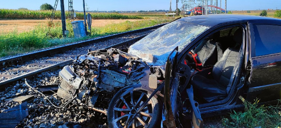 Wypadek na torach. Maszynista uciekł. Zgłosił się do szpitala. Był nietrzeźwy (ZDJĘCIA)