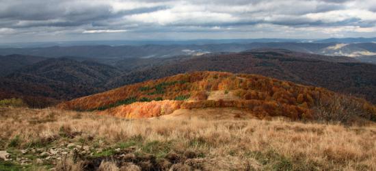 BIESZCZADY JESIENIĄ: Zachwycają pięknem, zapierają dech… (ZDJĘCIA)