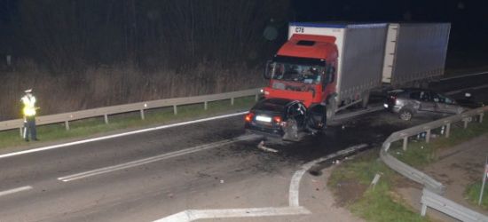 PODKARPACIE: 8 osób rannych. Uczestnik wypadku ruszył na ratunek