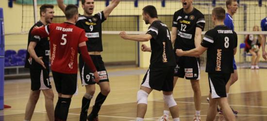 Waleczni siatkarze TSV przegrywają z Czarnymi Katowice 1:3 i kończą turniej na 3. miejscu (RETRANSMISJE)