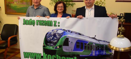 Akcja KochamKolej.pl z poparciem Wicemarszałek Marii Kurowskiej (FILM, ZDJĘCIA)