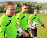 PIŁKARSKA ŚRODA I CZWARTEK: Mecz na szczycie w Nowotańcu! Gra okręgówka i klasa „A”