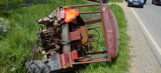 PODKARPACIE. Traktor zderzył się z ciężarówką. Ranny 72-latek (ZDJĘCIA)