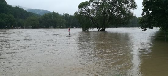 San pokazał oblicze groźnego żywiołu. Jak wyglądał moment kulminacyjny? (VIDEO, ZDJĘCIA)