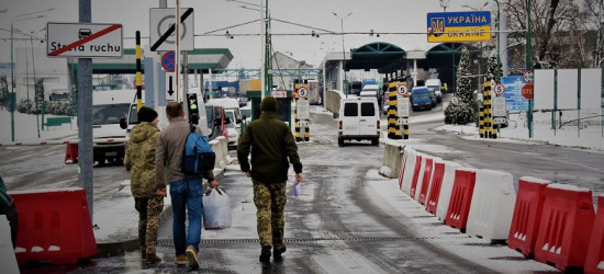 Strażnicy graniczni zatrzymali 28-letniego Turka. Chciał dotrzeć do Berlina (FOTO)