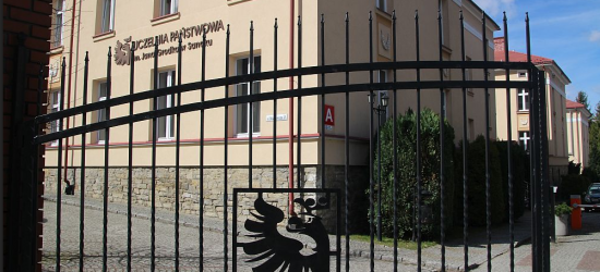 Wzrost cen energii. Czy sanocka uczelnia wprowadzi naukę zdalną?